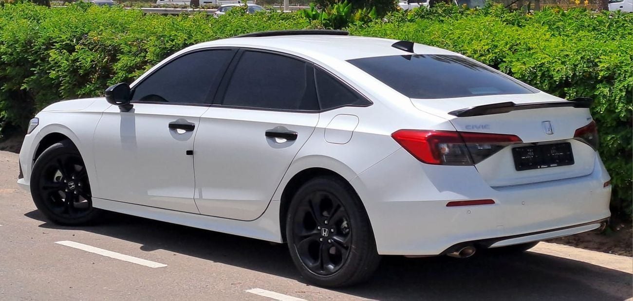 Honda Civic HONDA CIVIC 1.5T SPORT GCC SPECS FULL OPTION (1088/-MONTHLY)