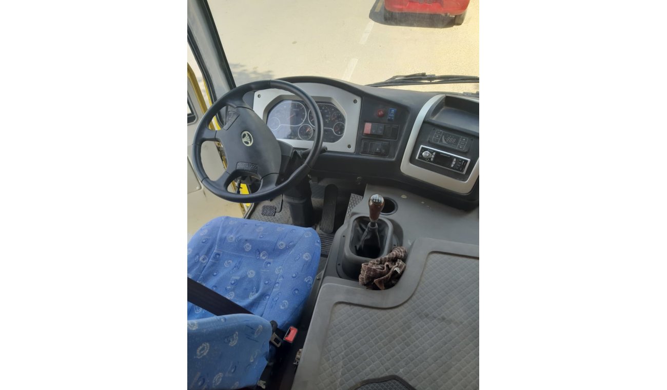 دايو SXC6720G باص مدرسي / 29 كرسي