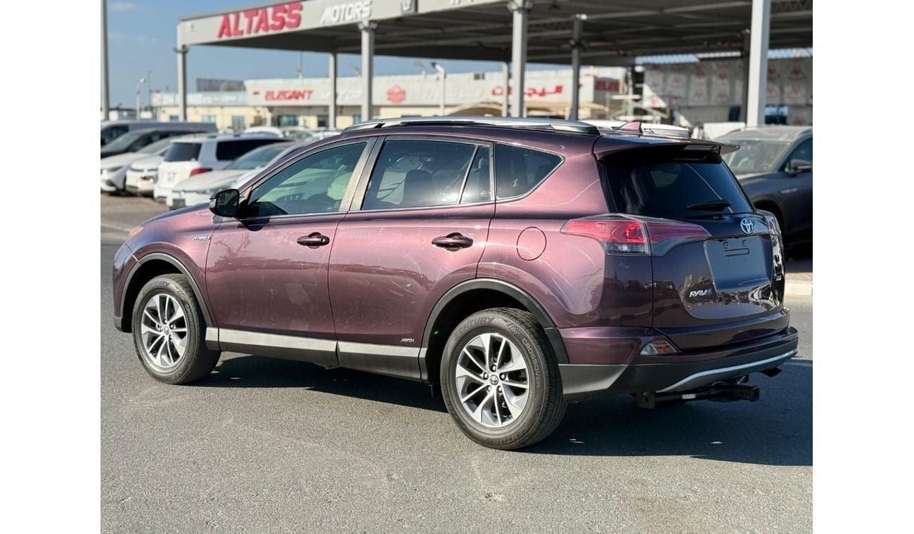 تويوتا راف ٤ Hybrid TOYOTA RAV4  XLE 2.5L
