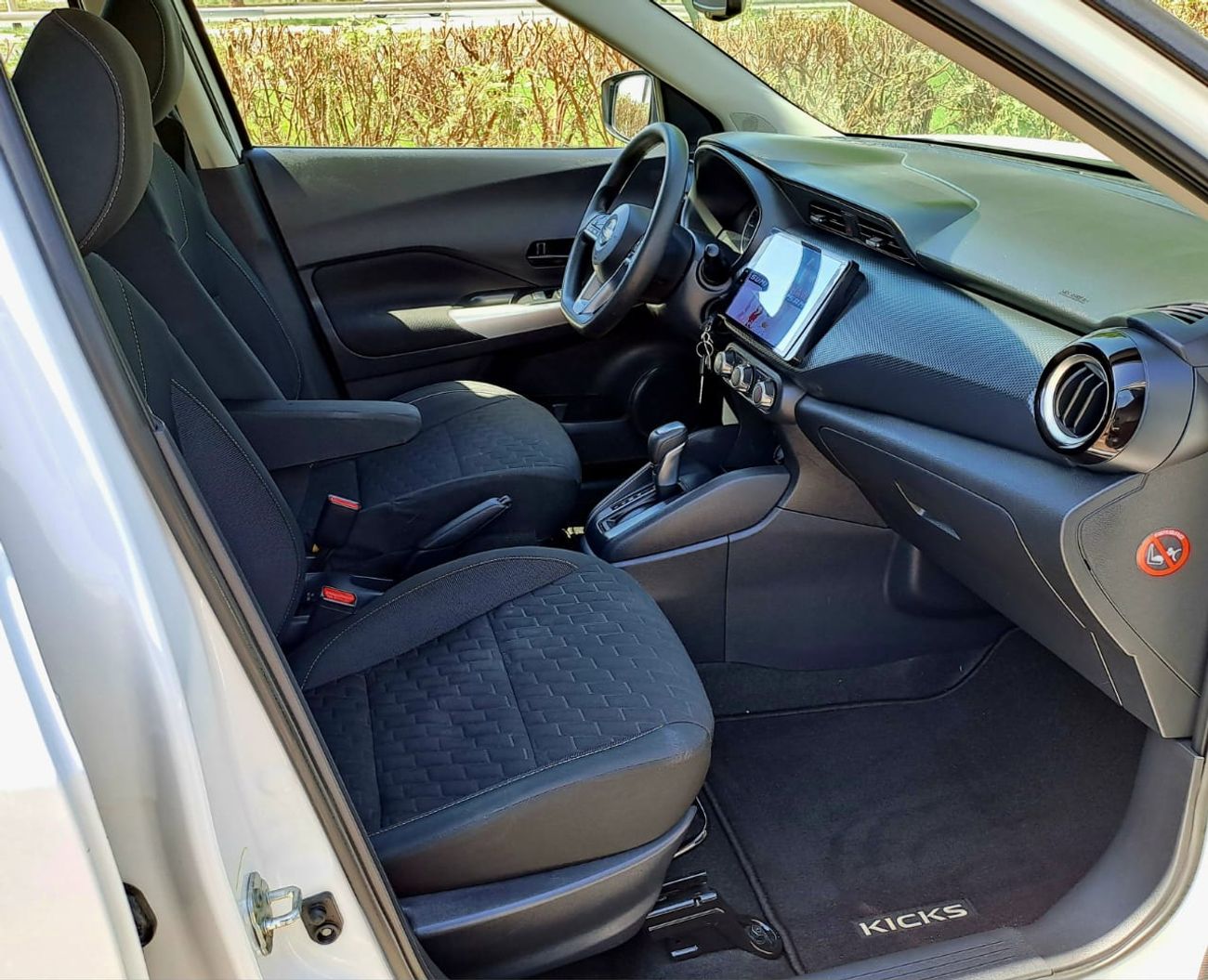 Nissan Kicks SV 1.6L 2022 1.6L GCC (740/-MONTHLY)