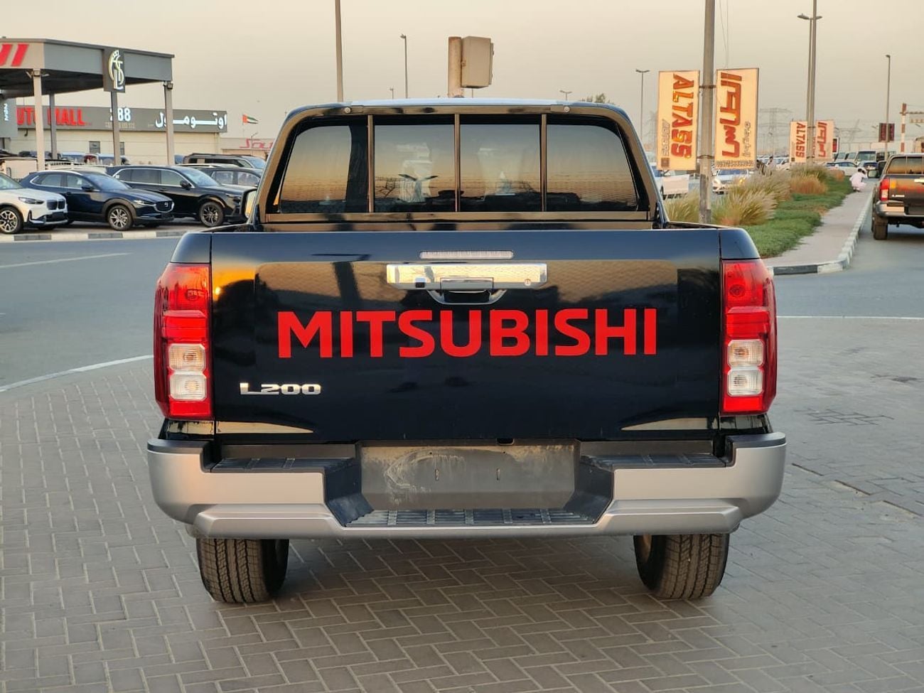 ميتسوبيشي L200 MITSUBISHI L200 PETROL GLX 2.4L 2025