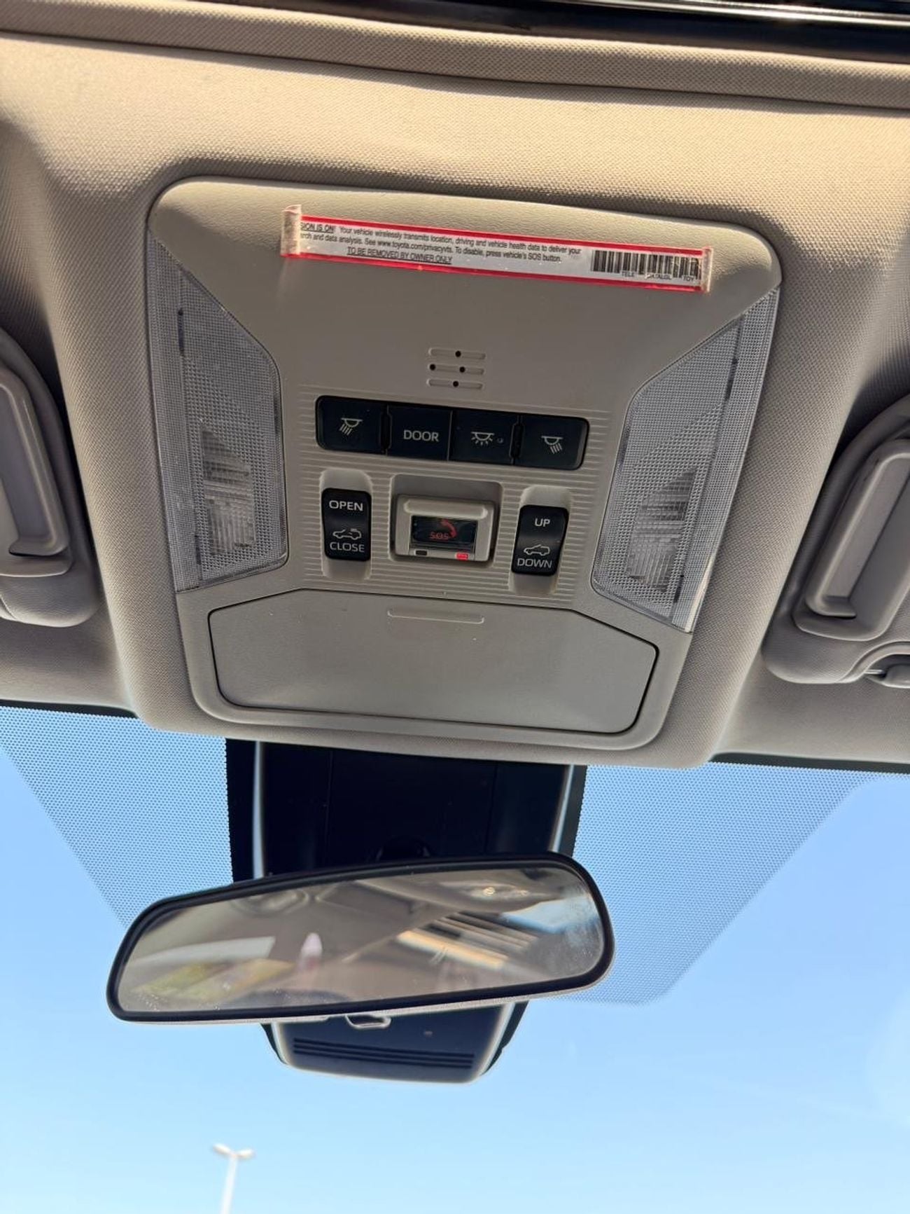 Toyota RAV4 XLE premium 2.5L | Sunroof | leather seats | push start full option