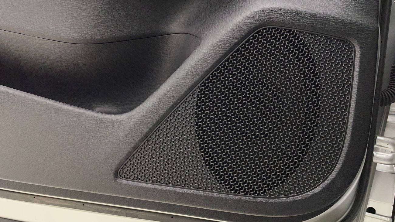 ميتسوبيشي آوتلاندر H/L SYNTHETIC LEATHER SEATS WITH SUNROOF 2.5 | بدون دفعة مقدمة | اختبار القيادة في المنزل