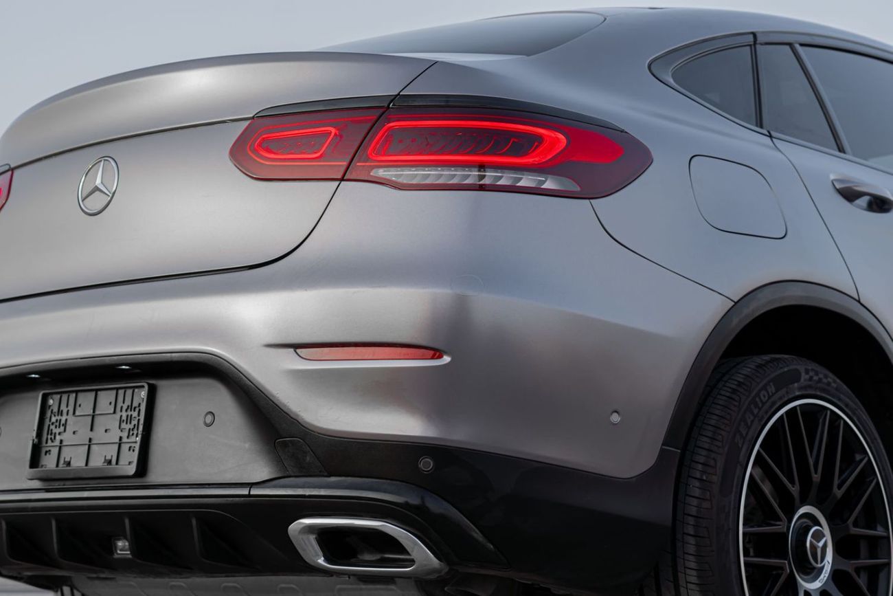 Mercedes-Benz GLC 300 Coupe 2.0L