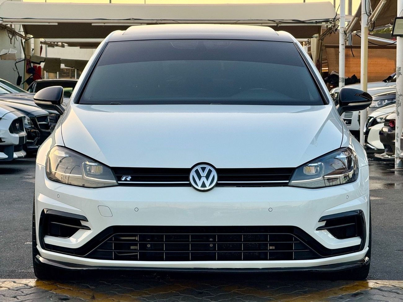 Volkswagen Golf R