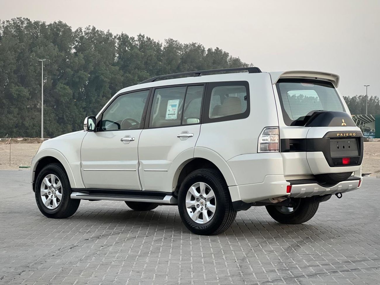 Mitsubishi Pajero Mitsubishi Pajero 2022 3.5L GCC Specs
