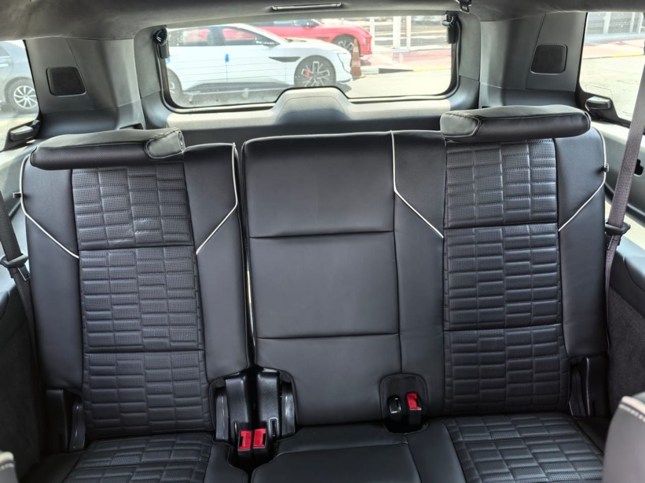 Cadillac Escalade ESV(Long)Sport Platinum Onyx Black Pkg | Fridge | 545k for local registration