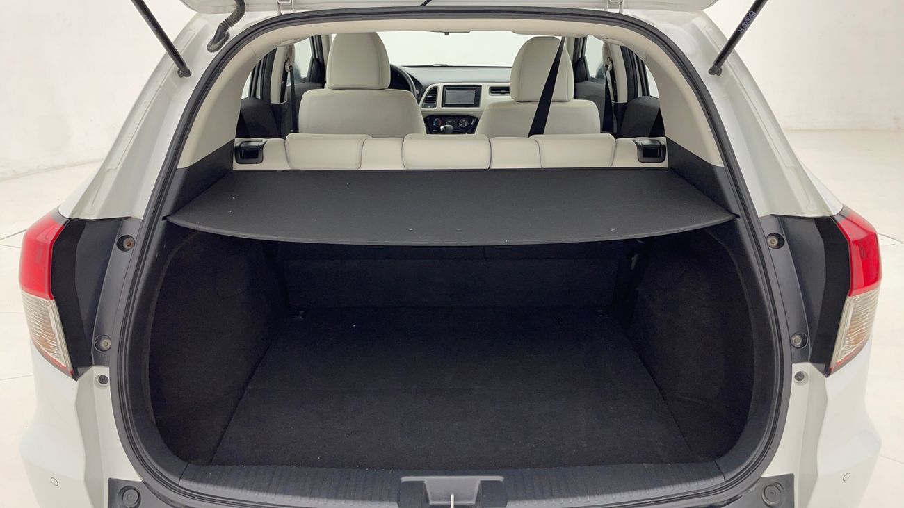 هوندا HRV LX 1.8 | بدون دفعة مقدمة | اختبار القيادة في المنزل