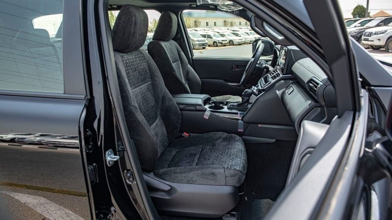 Toyota Land Cruiser GXR2 3.3L