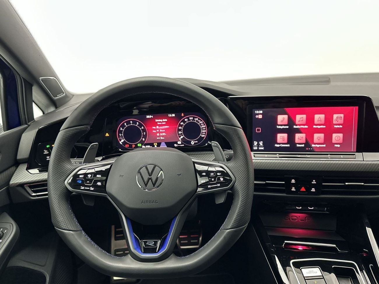 Volkswagen Golf R Base 2.0T Golf R (Ref#93835) / WAS 189,900 AED - NOW 181,900 AED