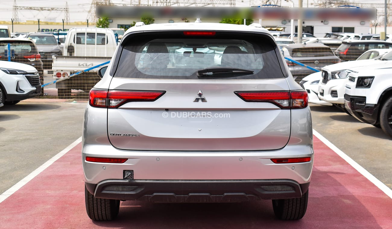 New Mitsubishi Outlander 2.5L FWD 2023 for sale in Dubai 641209