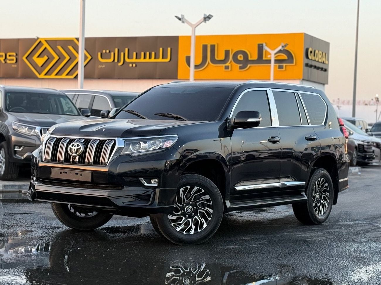 Toyota Prado Std 2.7L (271 HP)