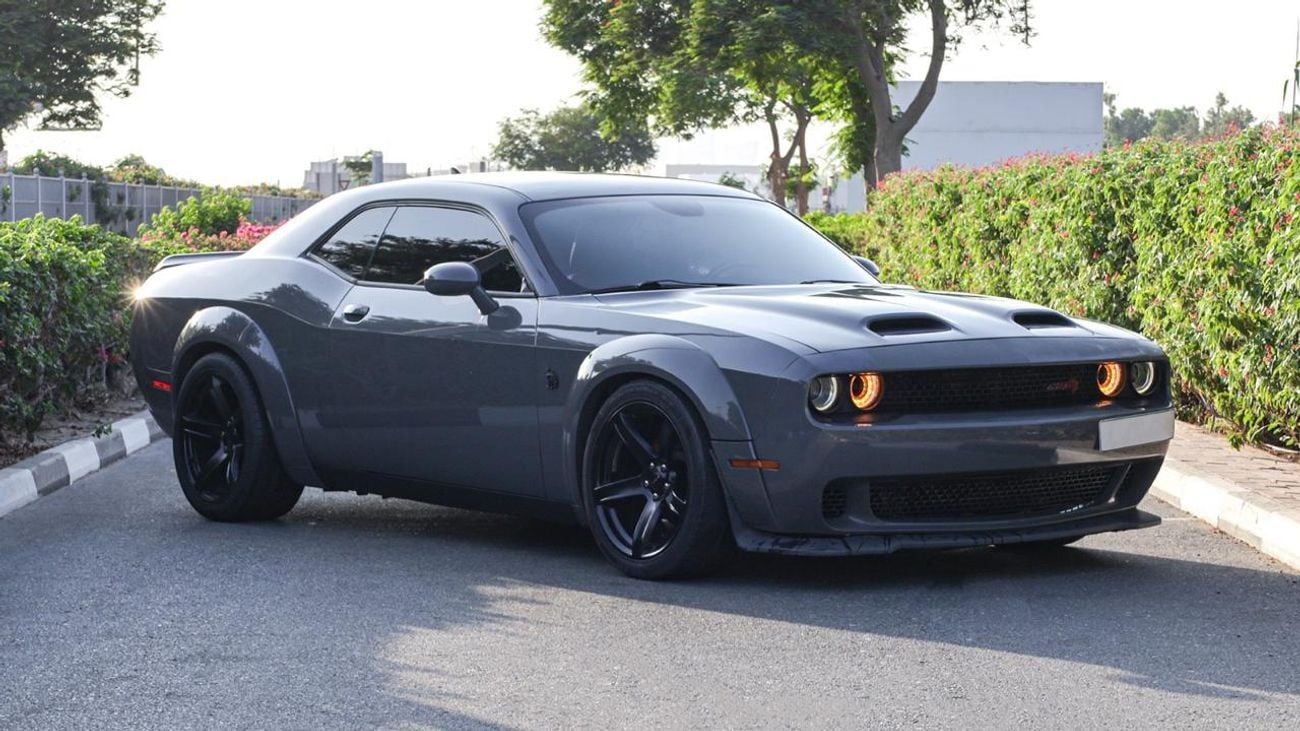 Dodge Challenger Dodge Challenger GT V6 With Hellcat Kit Wide Body + Exhaust System