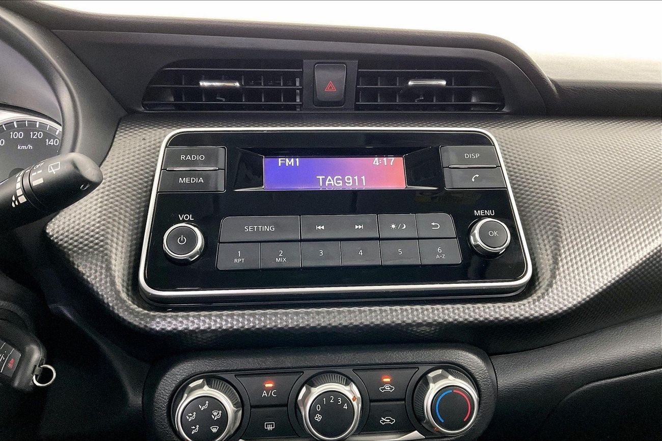 Nissan Kicks SV+NAV | 1 year free warranty | 0 Down Payment