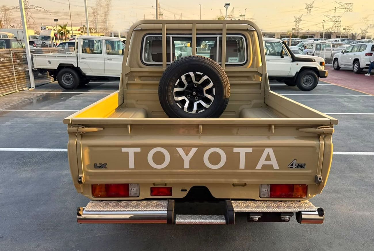 Toyota Land Cruiser 70 LC79 LX