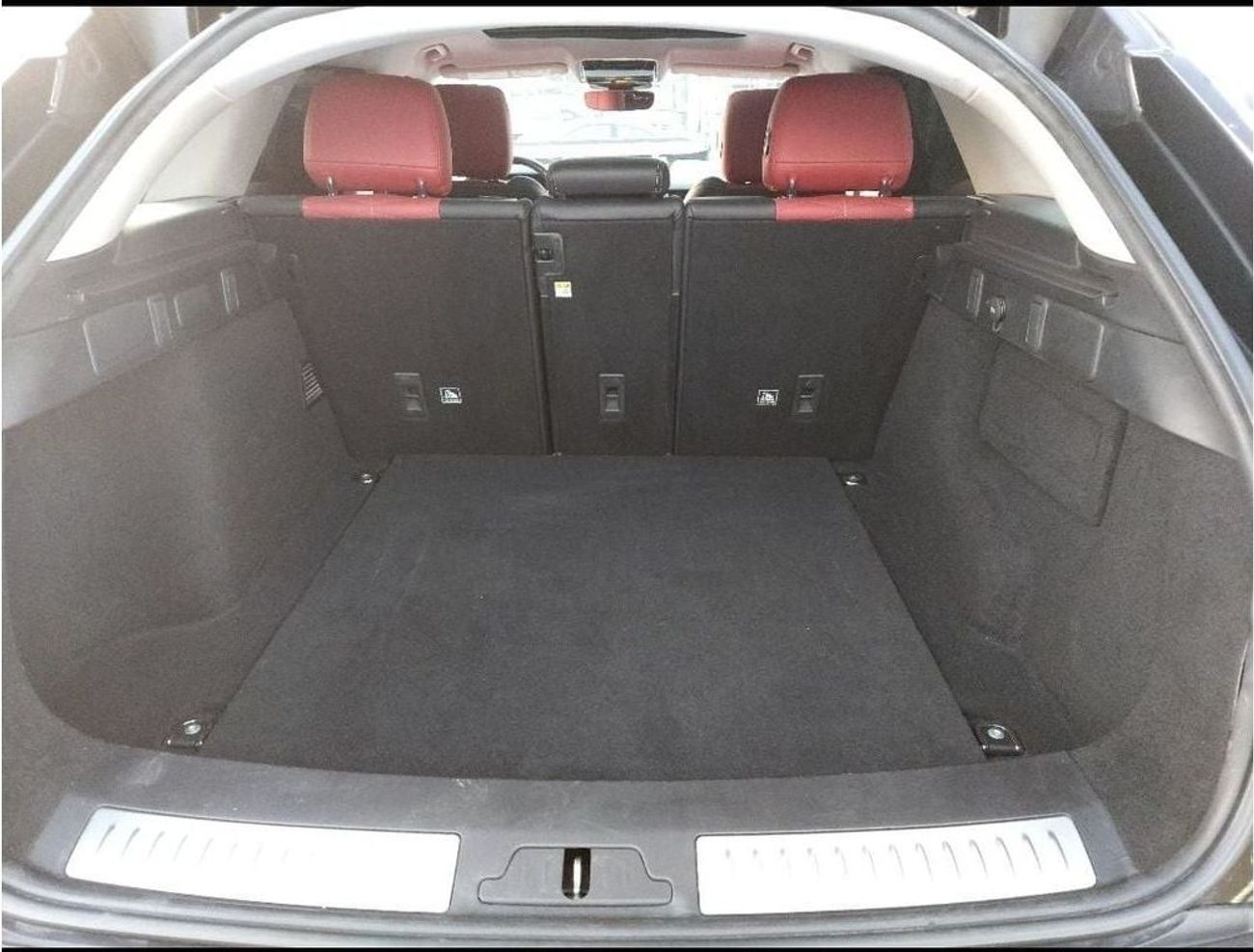 Land Rover Range Rover Velar P250 R-Dynamic SE 2.0L