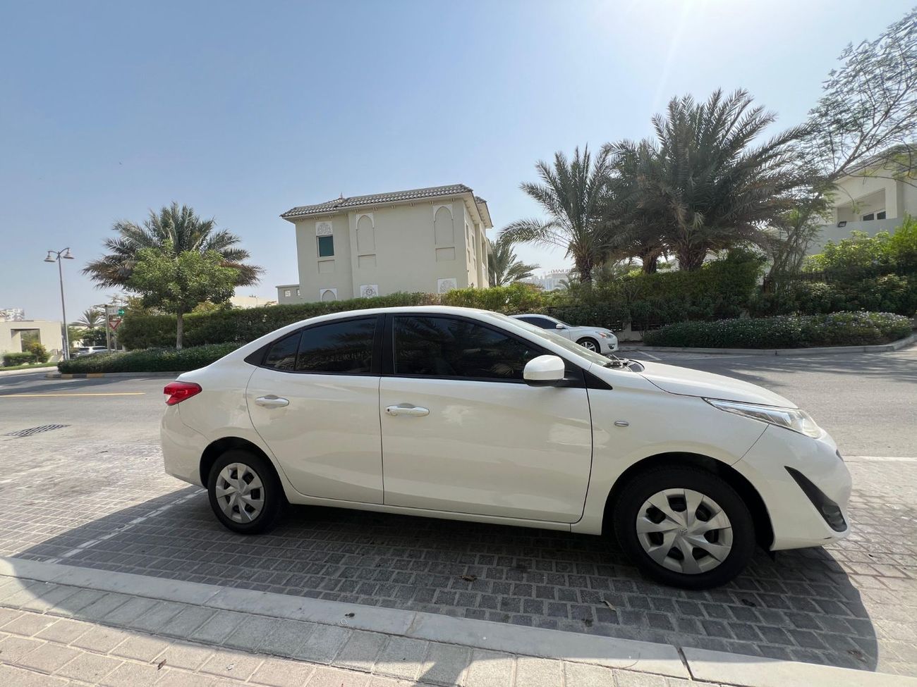 تويوتا يارس 1.5L PETROL AUTOMATIC TRANSMISSION