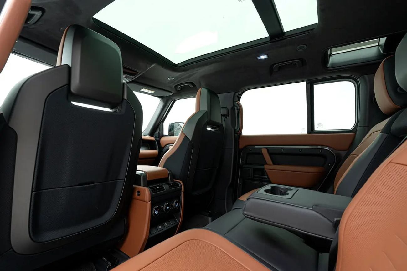 Land Rover Defender 110 Octa - European Specs