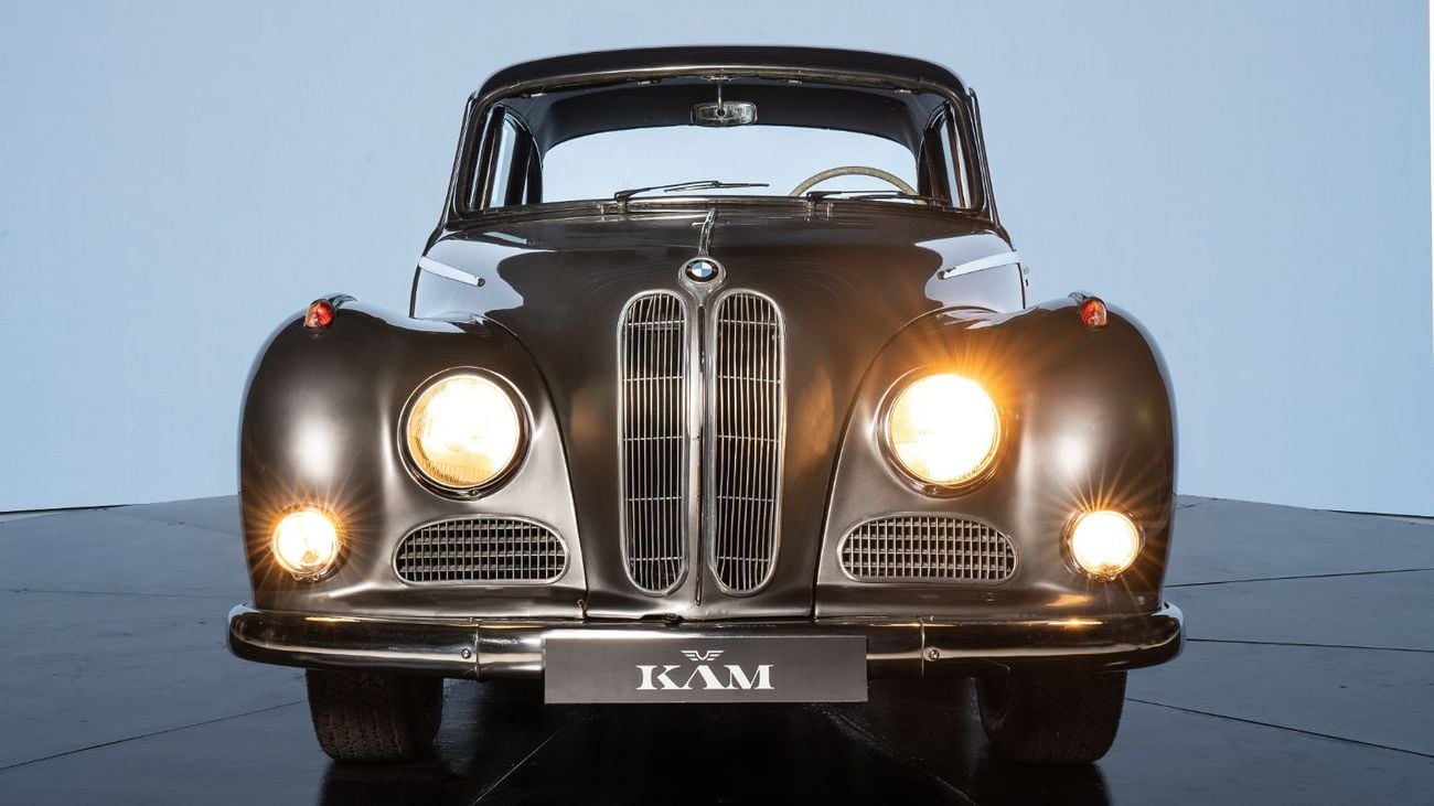 BMW 502 Sedan V8