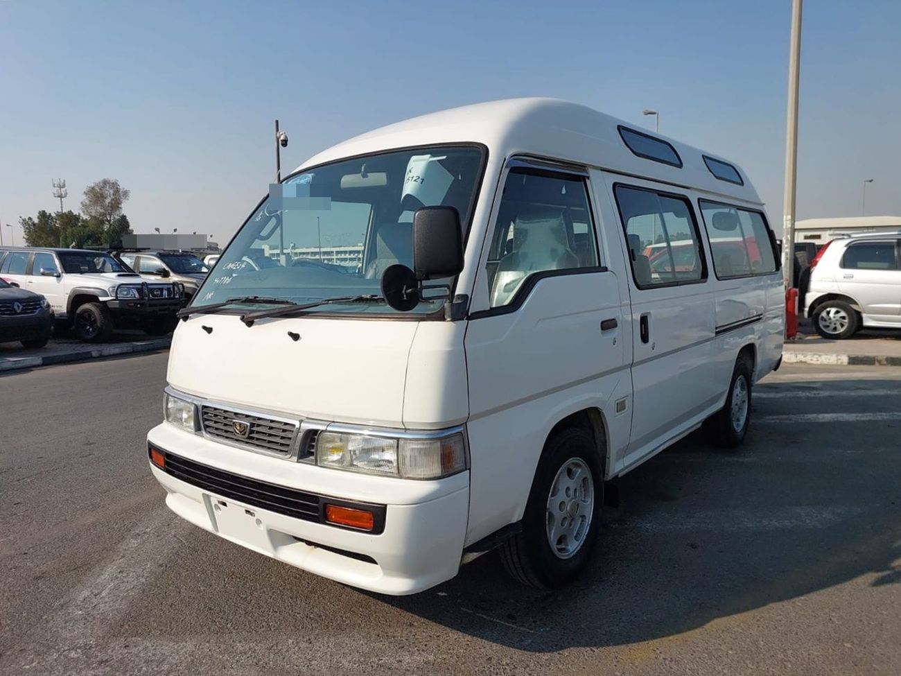 نيسان كارافان NISSAN CARAVAN VAN RHD 1999 MODEL 3.1 L DIESEL AUTOMATIC(PM07780)