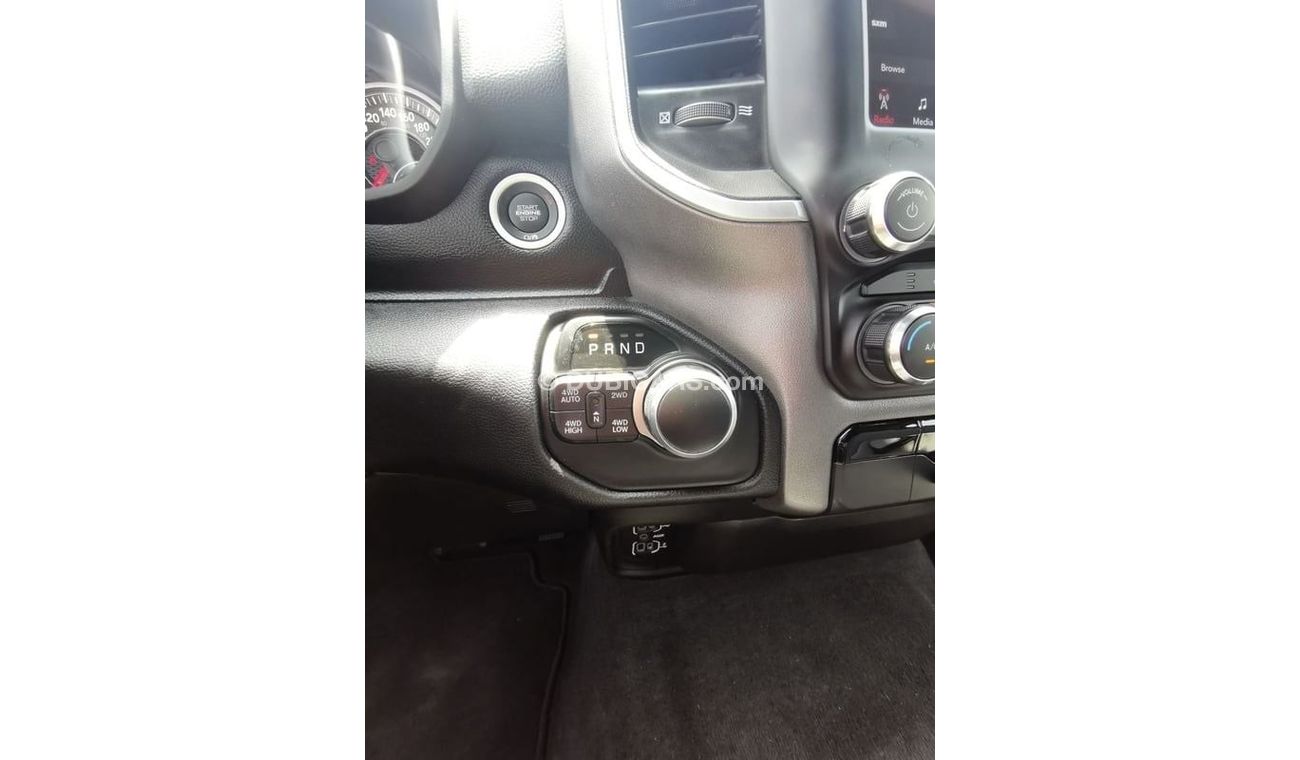 RAM 1500 Dodge RAM Bighorn - 2021 - Grey