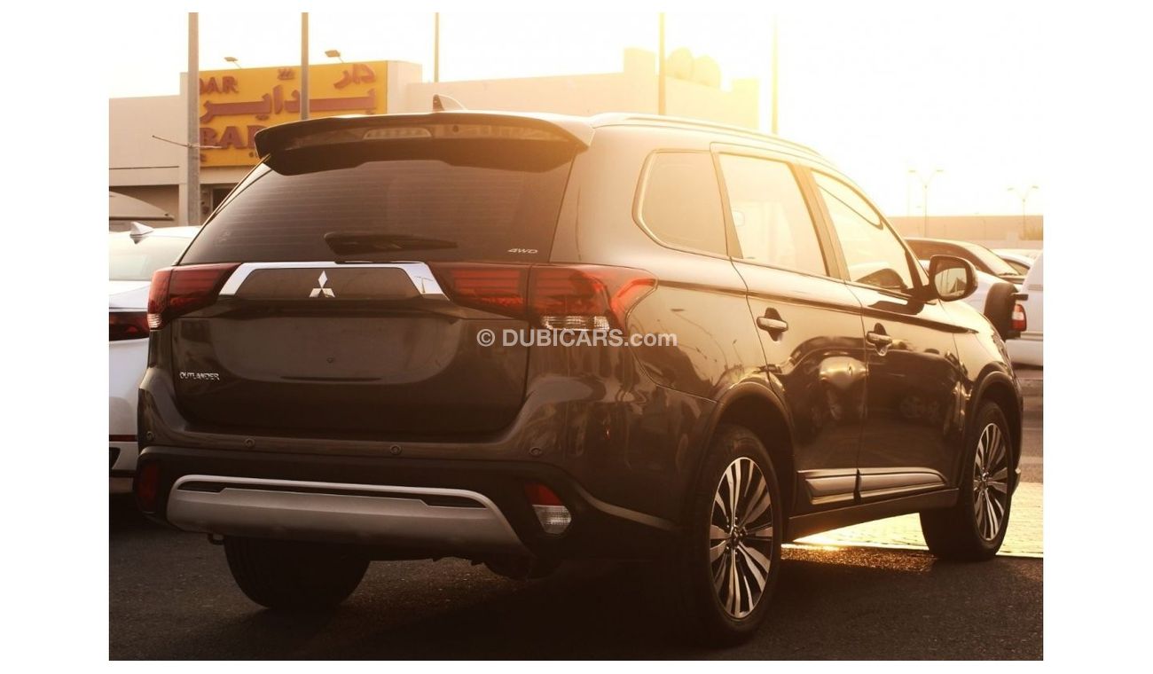 Mitsubishi Outlander GLS Mitsubishi Outlander 2020 GCC, 4 wheel, in excellent condition