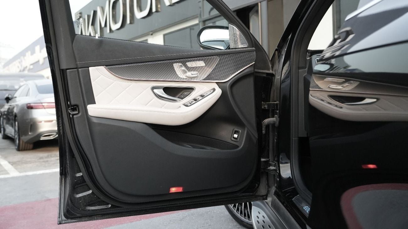 Mercedes-Benz EQC 400 GCC WARRANTY AND SERVICE PACKAGE