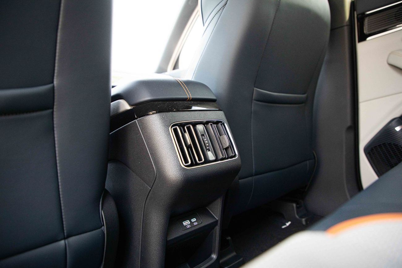 بي واي دي سونغ بلس 2024 BYD Song Plus Honor Flagship Plus - White Inside Blue | Export Only