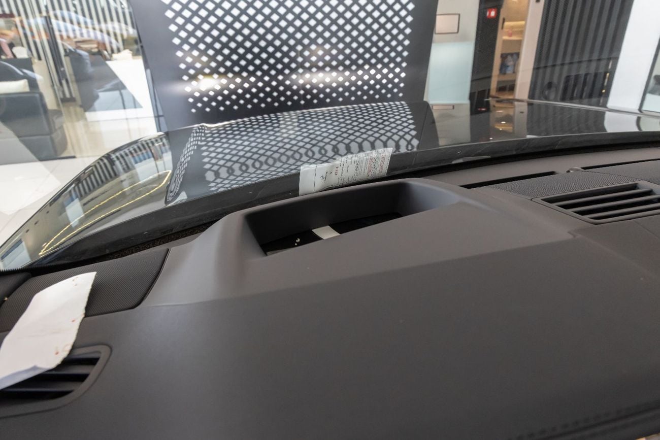 Land Rover Range Rover Range Rover Vogue | HSE P530 | Black Edition | GCC Specs | 2026  | ( EXPORT)
