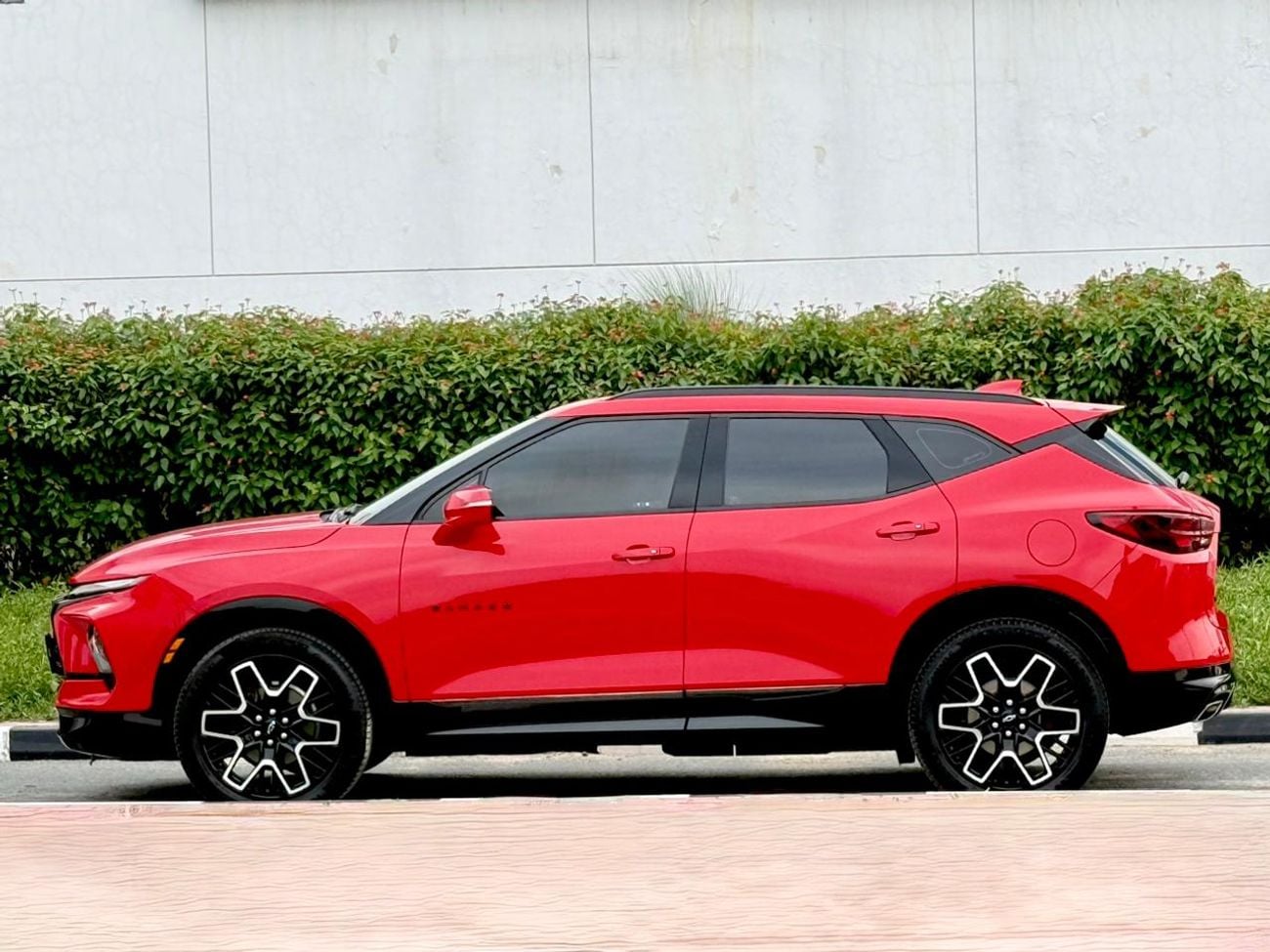 Chevrolet Blazer RS 3.6L (305 HP) AWD CHEVROLET BLAZZER RS V6 | GCC SPECS | YEAR: 2023 | KMS: 130,000 | FULL-SERVICE