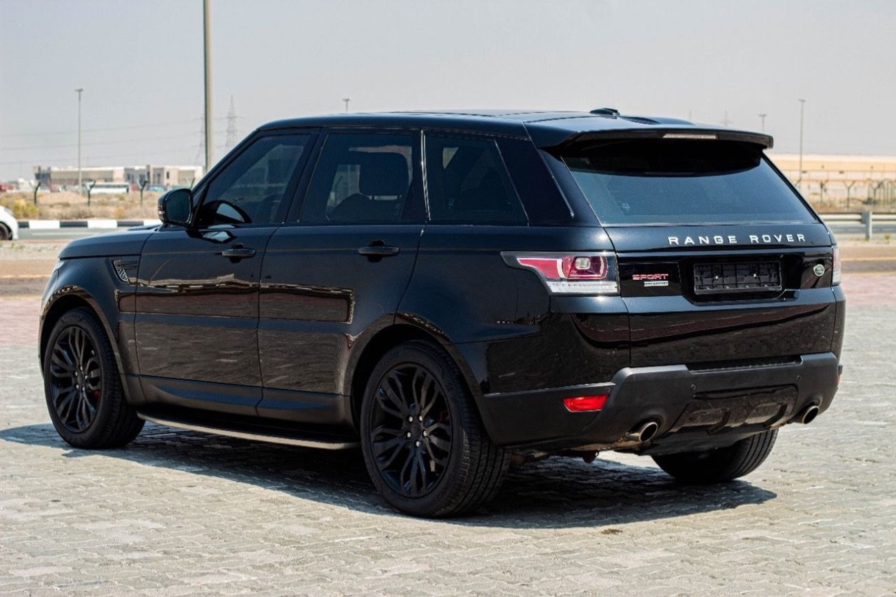 Used Land Rover Range Rover Sport 2014 for sale in Dubai - 551845