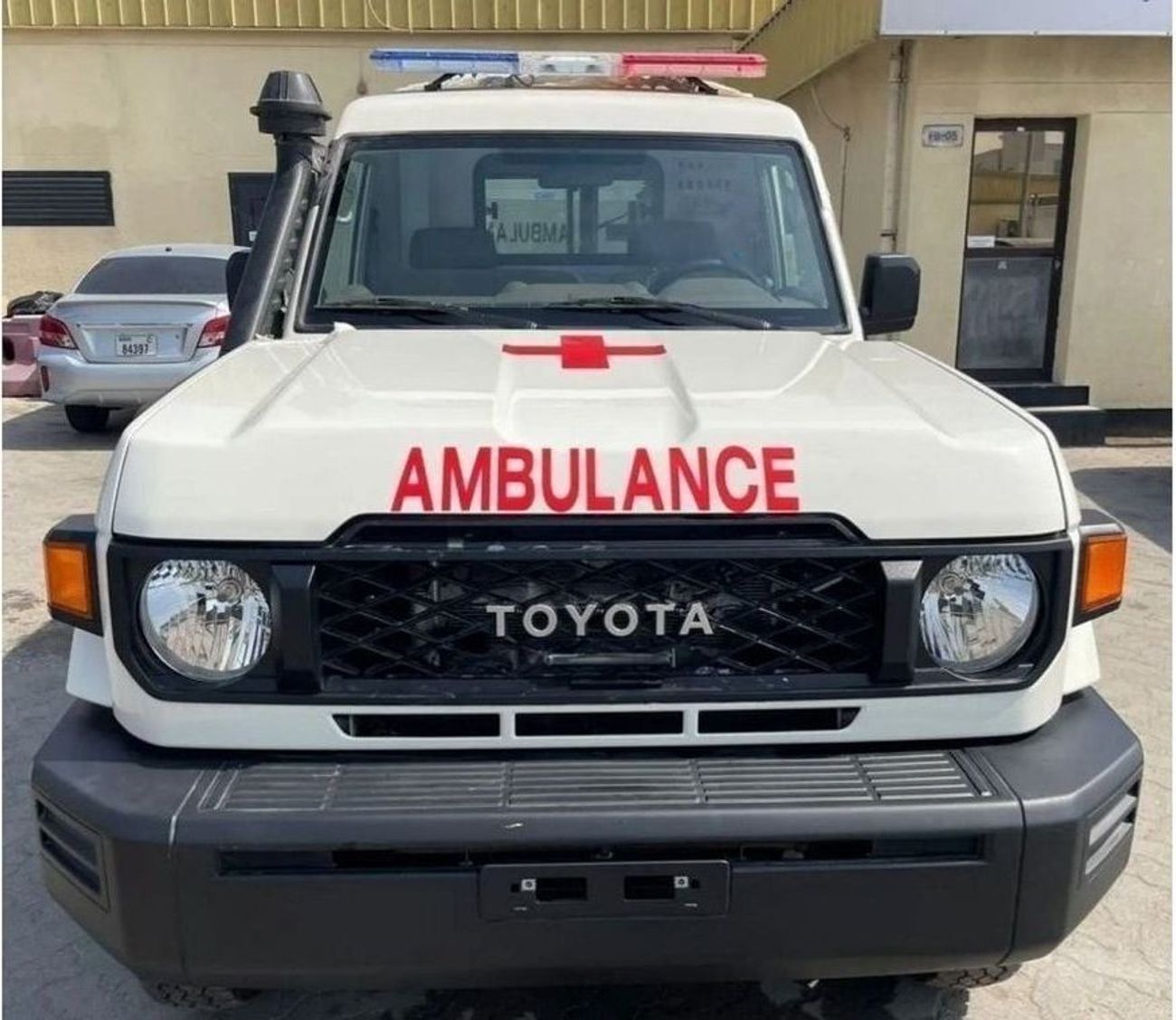 Toyota Land Cruiser 70 LAND CRUISER LC78 4.2L AMBULANCE
