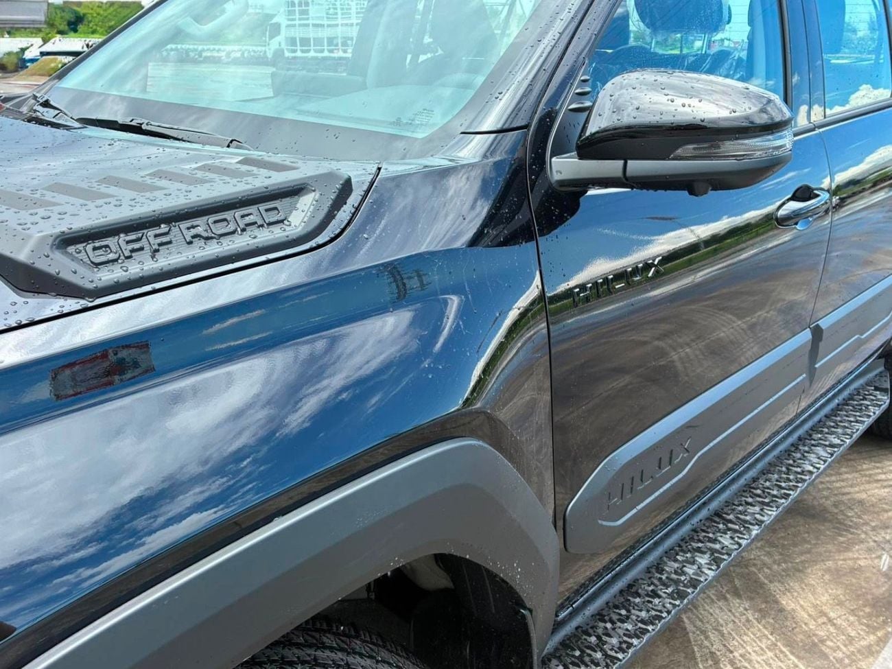 Toyota Hilux ADVENTURE 2.8 Full Option New Shape Brand New
