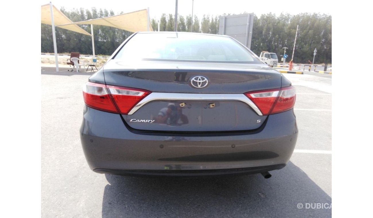 Toyota Camry Toyota camry 2016 GCC,,,, Cruise control,,, very celen car for sale