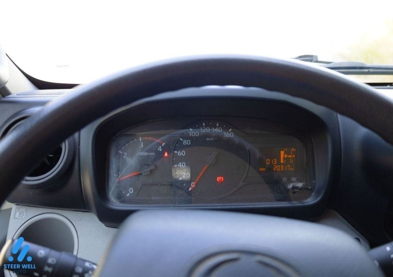 هينو 300 916 Dry Insulated Box with Tail Lift 4.0L RWD - Diesel MT - Low Mileage - Book Now!