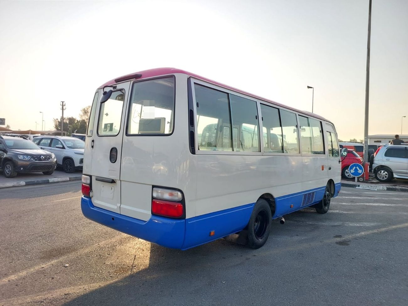 تويوتا كوستر TOYOTA COASTER BUS RHD 2011 MODEL 4.0 L DIESEL AUTOMATIC(PM02142)