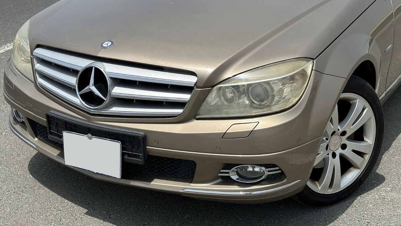 مرسيدس بنز C 200 GCC 2010 1.8L 4 Cylinders In Good Condition