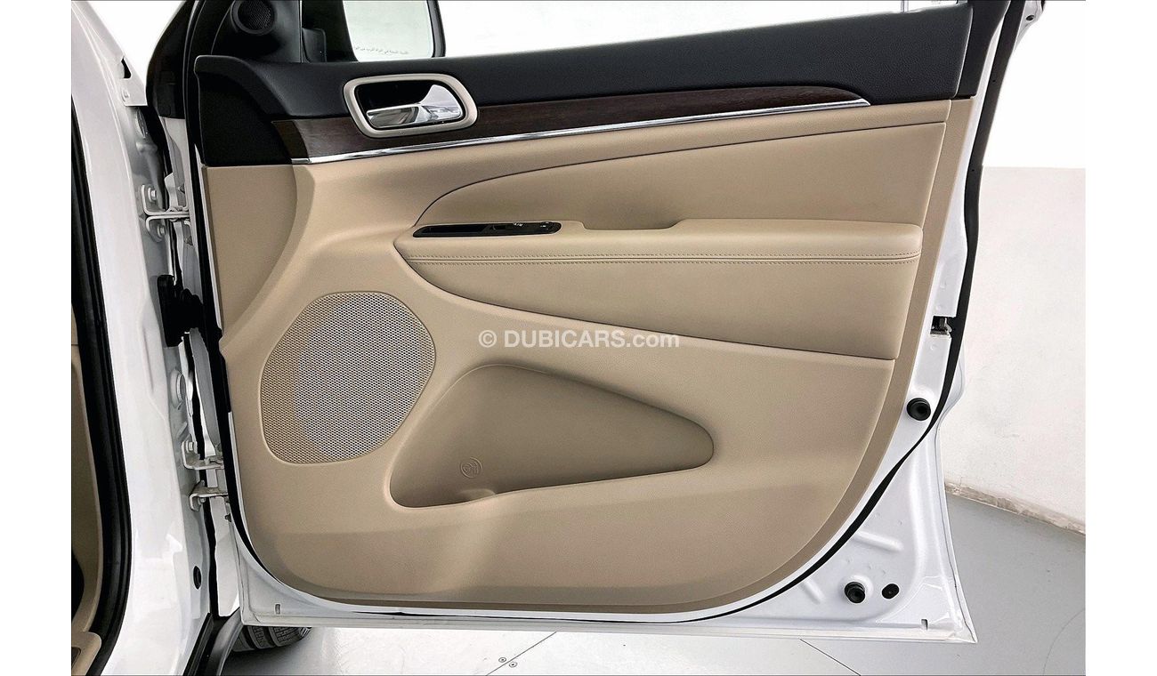 Jeep Grand Cherokee Limited | 1 year free warranty | 0 down payment | 7 day return policy