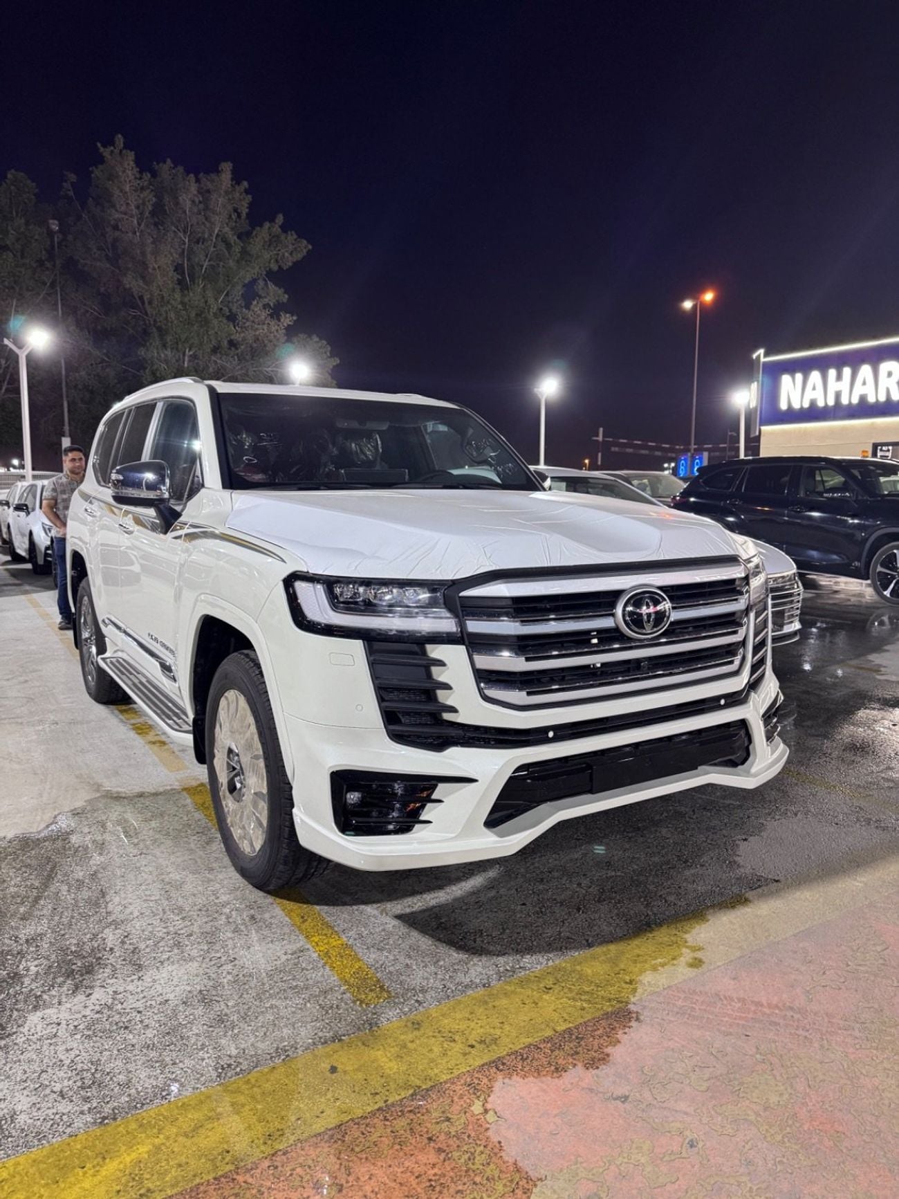 تويوتا لاند كروزر VXR
