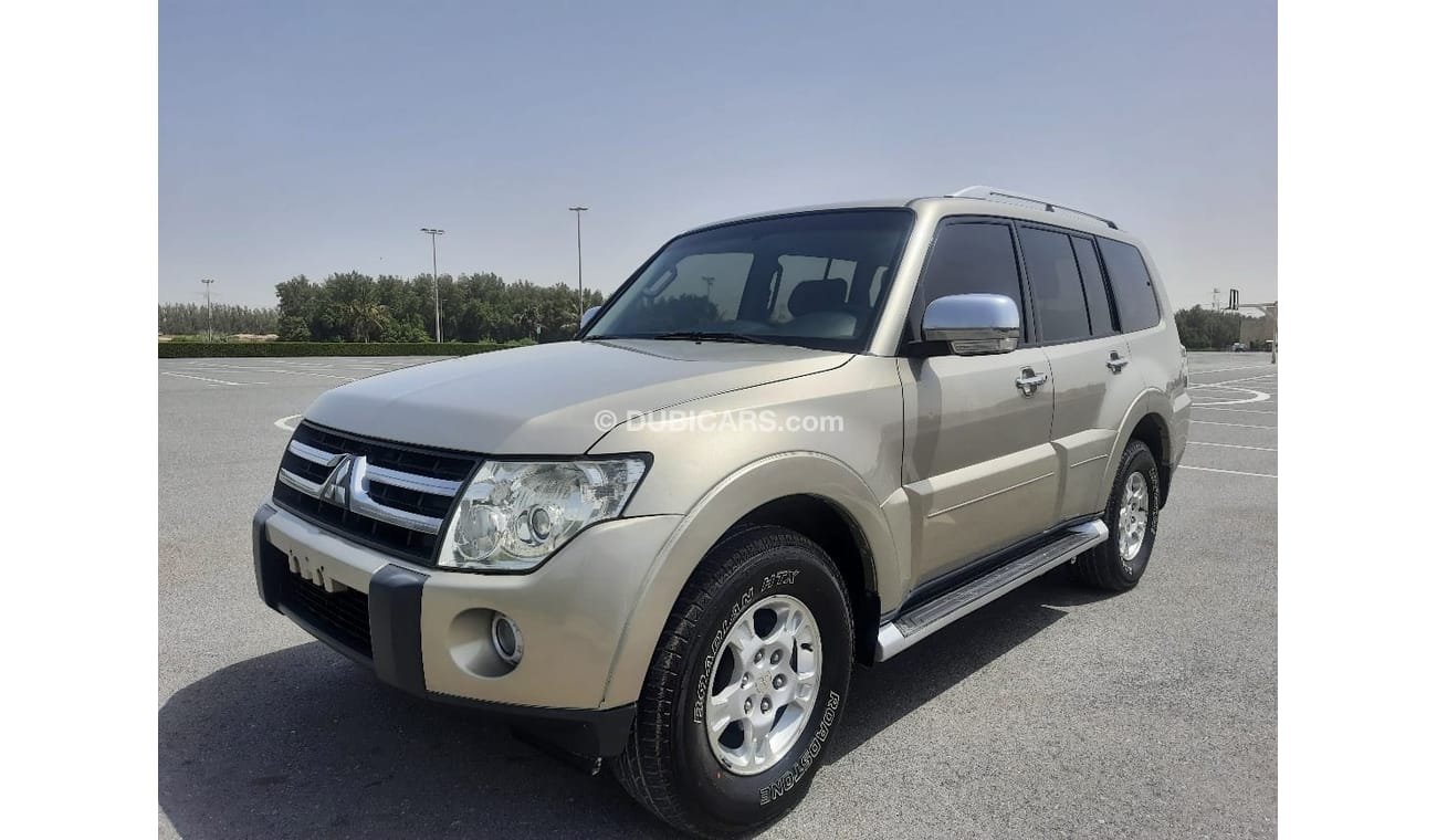 Mitsubishi Pajero Mitsubishi pajero 2007 g cc full automatic