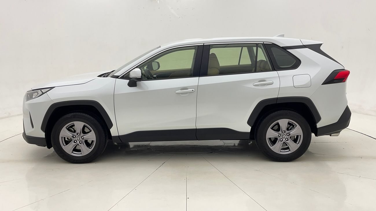 تويوتا راف ٤ EXR 2.5 | بدون دفعة مقدمة | اختبار القيادة في المنزل