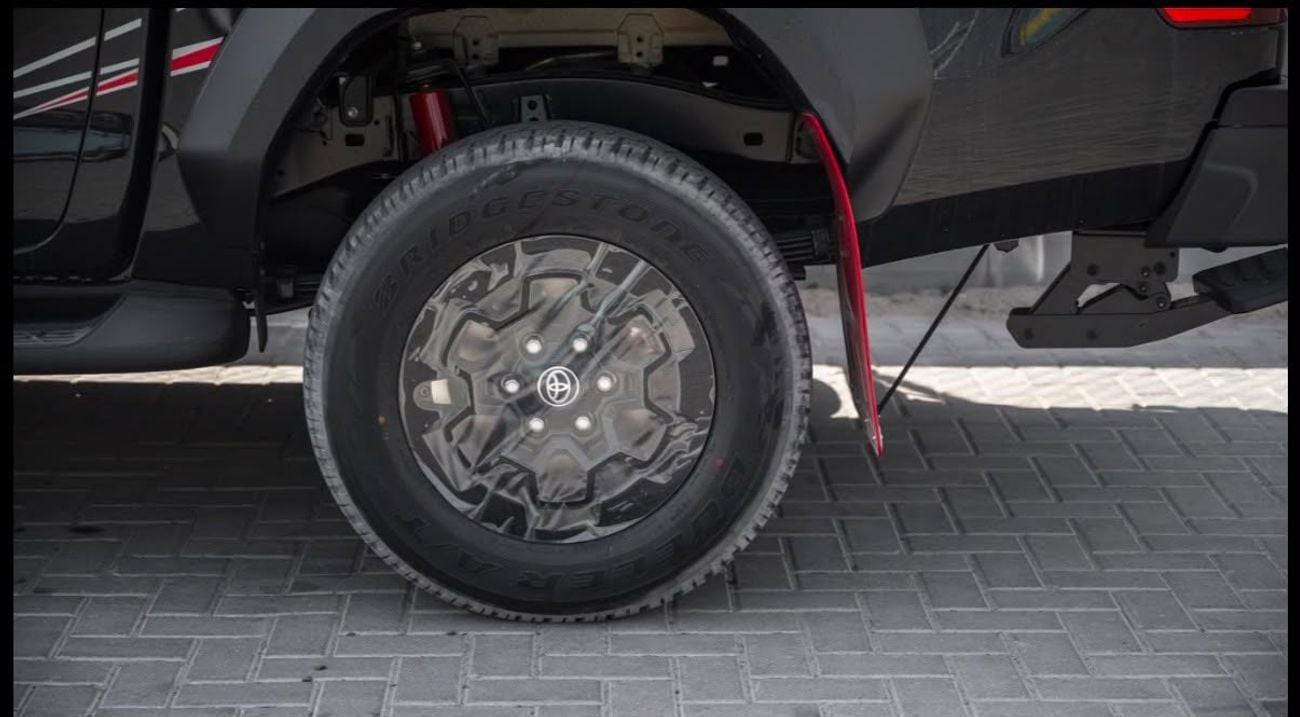 Toyota Hilux GR SPORT