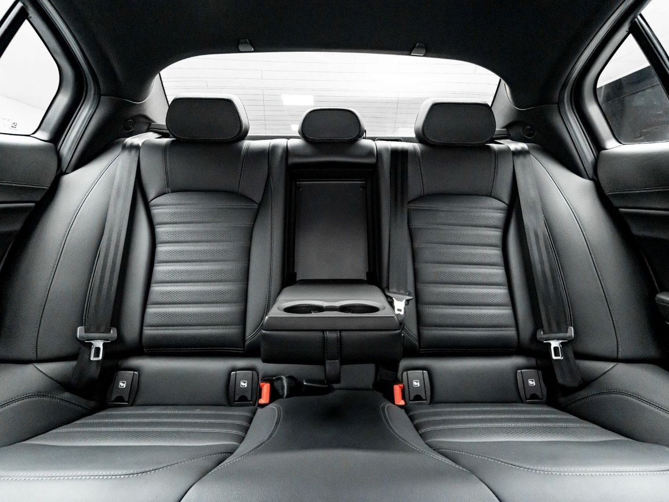 Alfa Romeo Giulia 2024 Alfa Romeo Giulia Quadrifoglio, 2029 Alfa Romeo Warranty + 2029 Service Contract, Low KMs, GCC