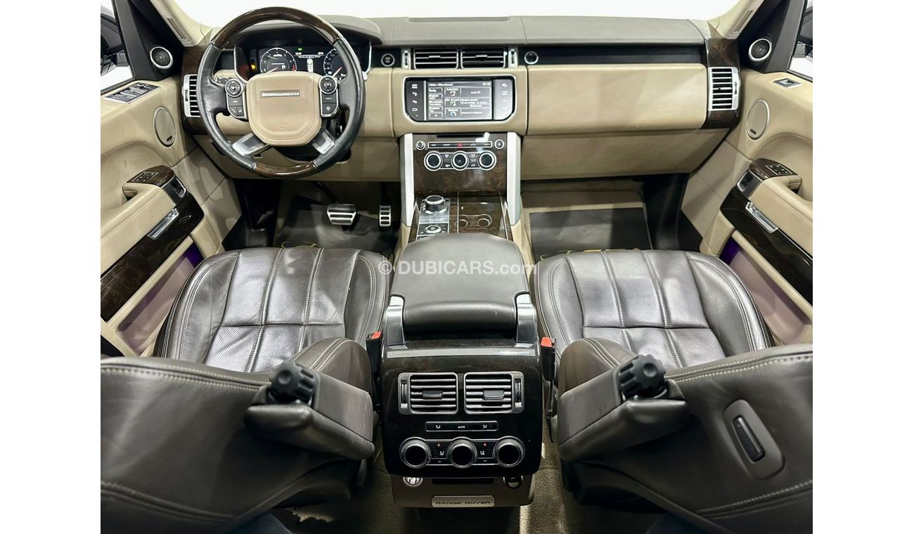 Land Rover Range Rover 2014 Range Rover Vogue SE V8, Service History, 2 Keys, GCC Specs