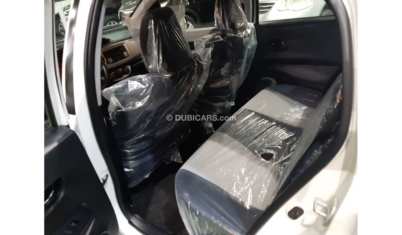 تويوتا يارس ٢٠١٤ خليجي ممتازه جدا لاتحتاج لاى مصاريف