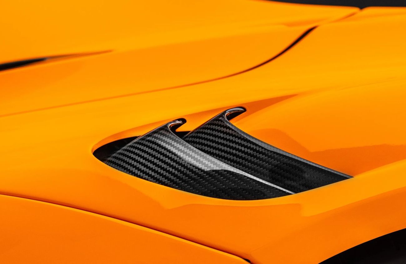 مكلارين 765LT 4.0L V8 Twin-Turbocharged Engine