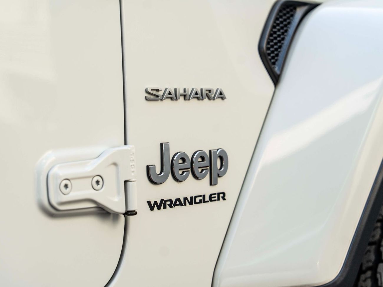 Jeep Wrangler Sahara 3.6L A/T (5 Seater)