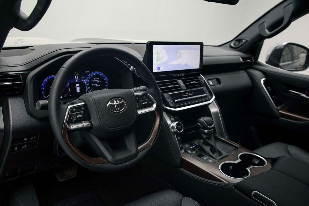 تويوتا لاند كروزر VX 3.3L - Grey Metallic Inside Black | Export Only