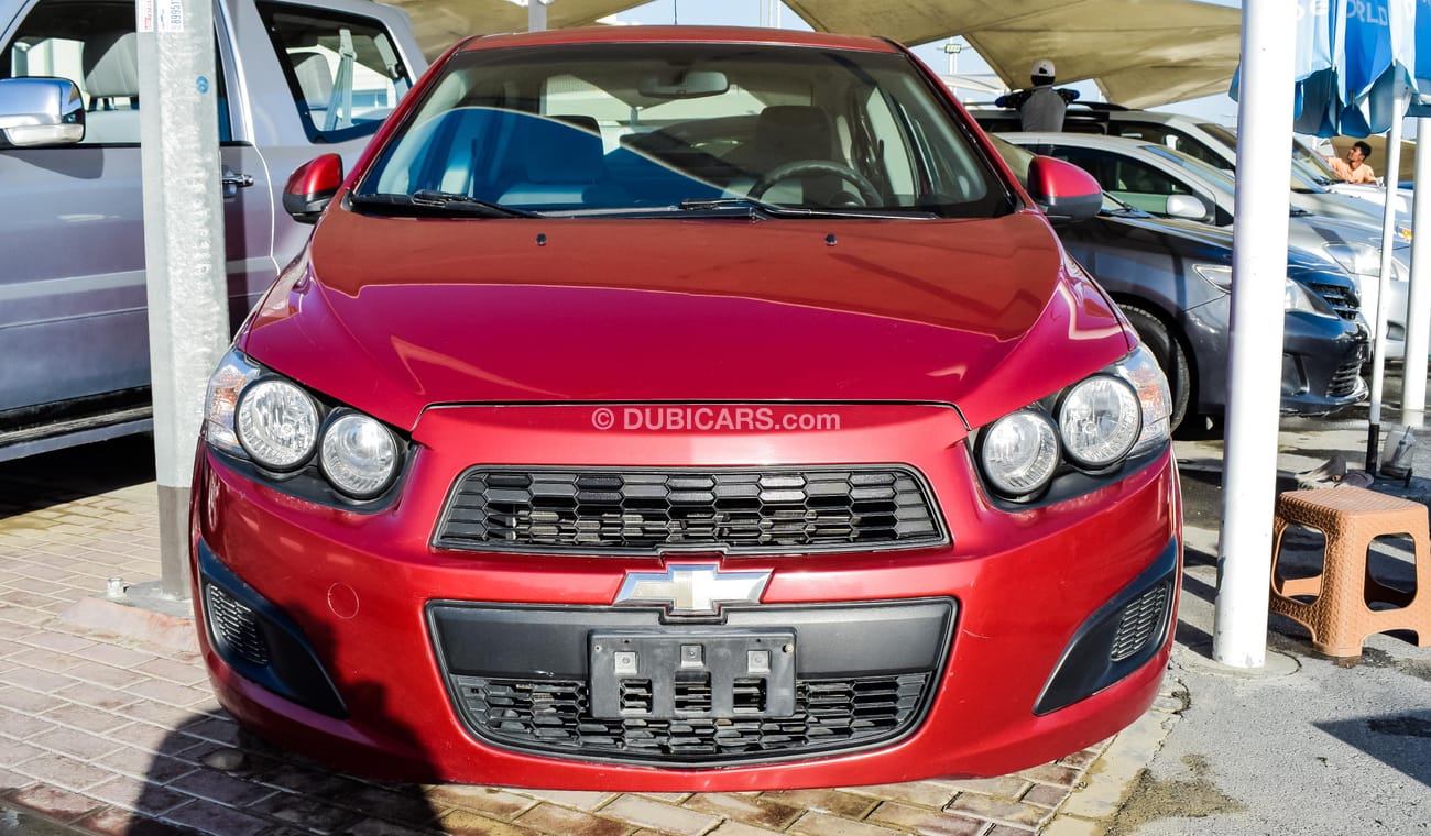 Used Chevrolet Sonic 2015 for sale in Dubai 218654
