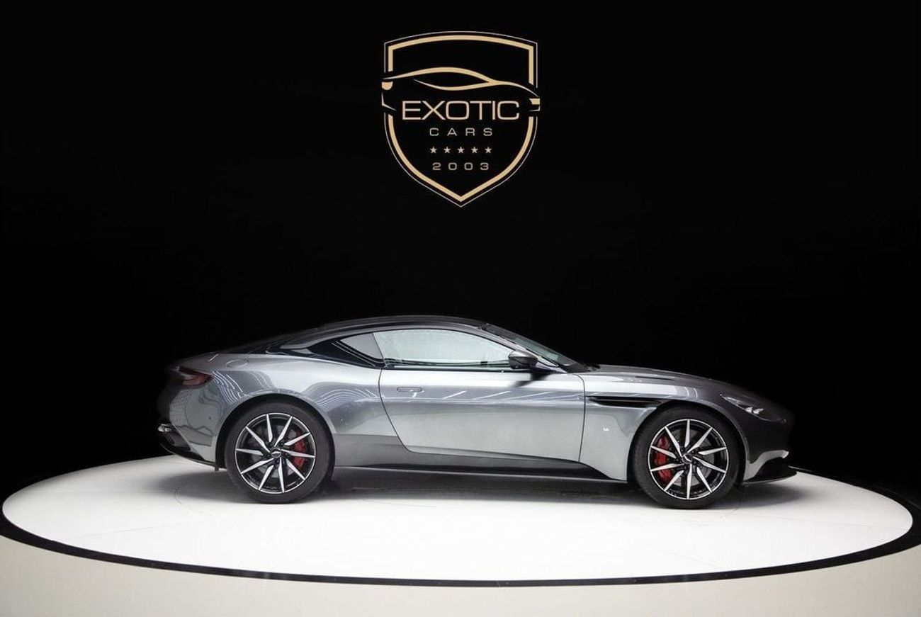 Aston Martin DB11 Std 5.2L